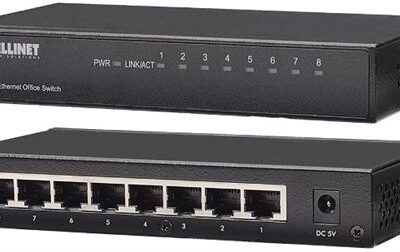 Intellinet 8 Port Fast Ethernet Office Switch